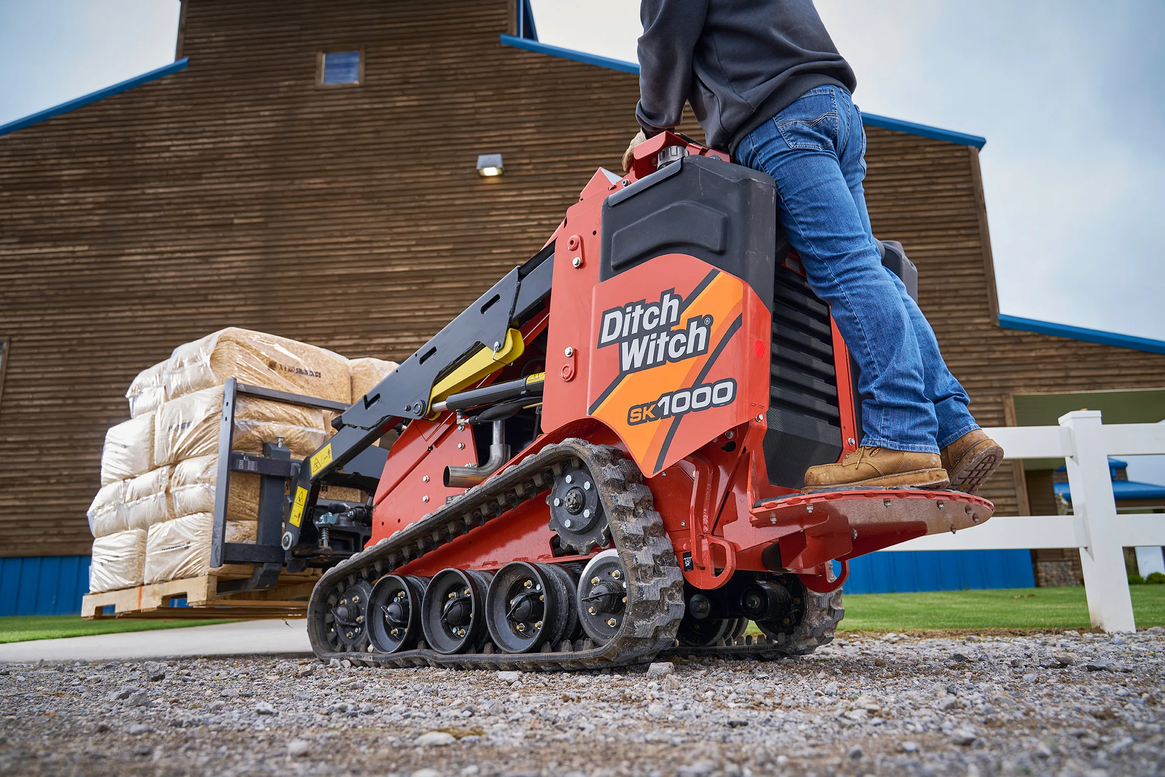 Ditch Witch SK1000 Mini Skid Steer